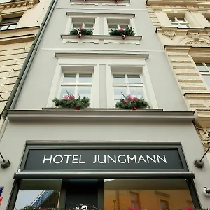 Jungmann 4*, Praag Tsjechië